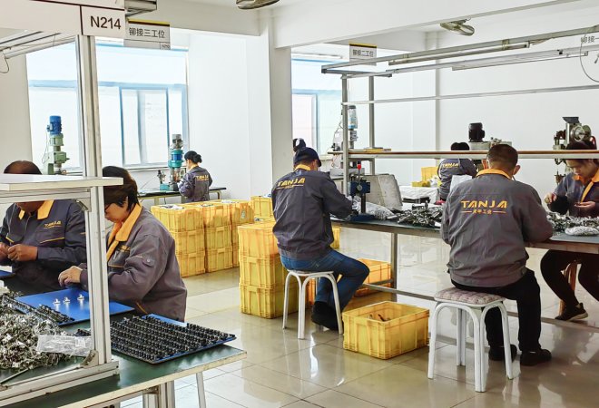 1 Its main products include industrial buckles, industrial hinges, etc., which are suitable for various industrial fields...